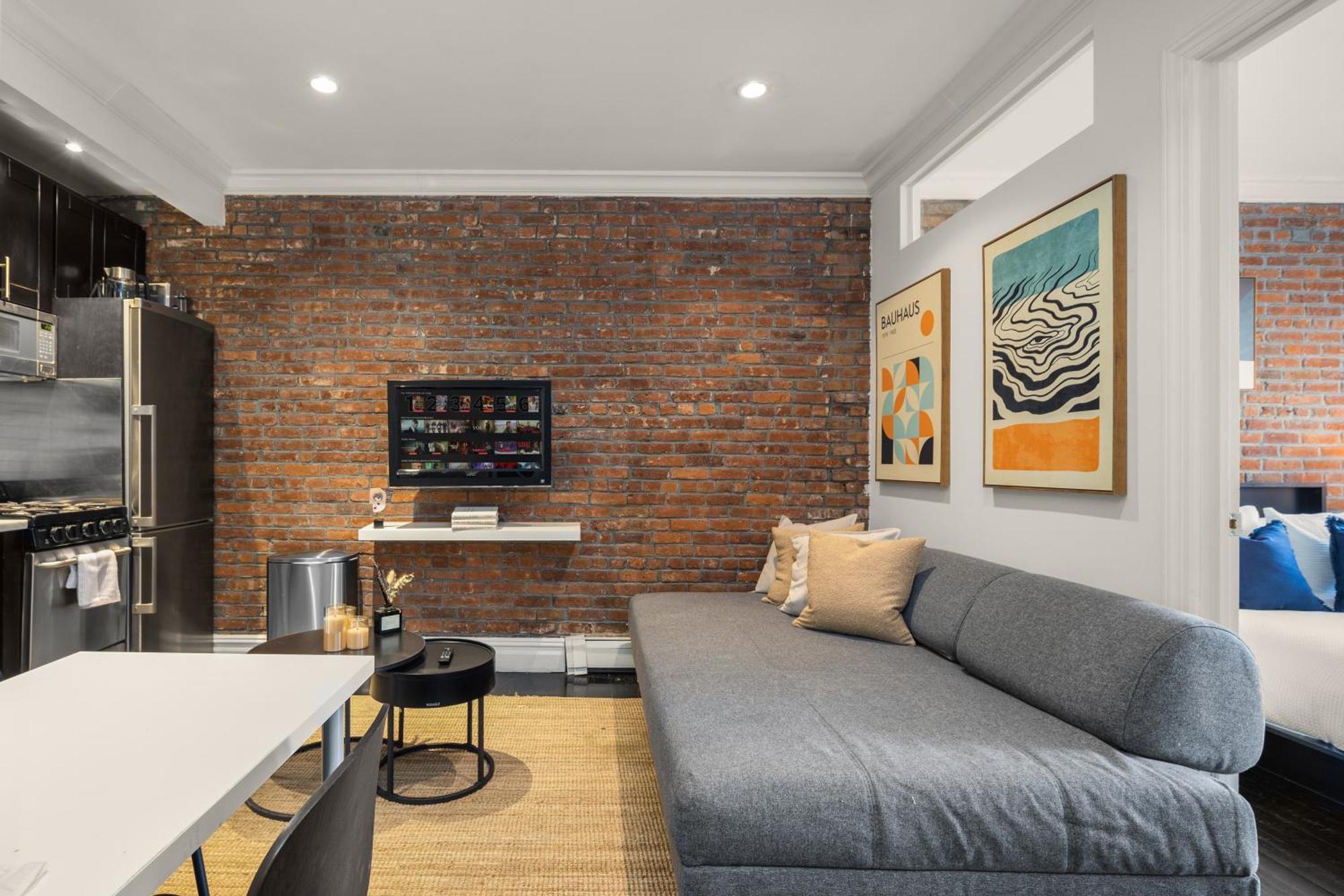 Rustic Nyc In Trendy Hudson Yard Appartement